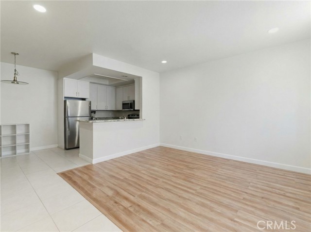 Detail Gallery Image 6 of 23 For 60 Remington, Irvine,  CA 92620 - 1 Beds | 1 Baths