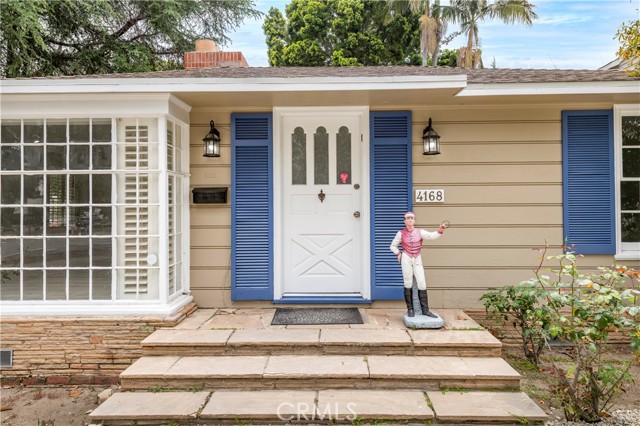 Detail Gallery Image 3 of 31 For 4168 Mary Ellen Ave, Studio City,  CA 91604 - 3 Beds | 2/1 Baths