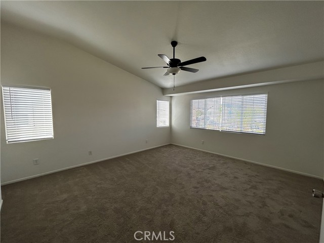 Detail Gallery Image 14 of 27 For 4210 Cloudywing Rd, Hemet,  CA 92545 - 5 Beds | 3 Baths