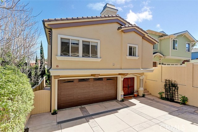 108 Helberta Avenue, Redondo Beach, California 90277, 4 Bedrooms Bedrooms, ,2 BathroomsBathrooms,Residential,Sold,Helberta,SB17041360
