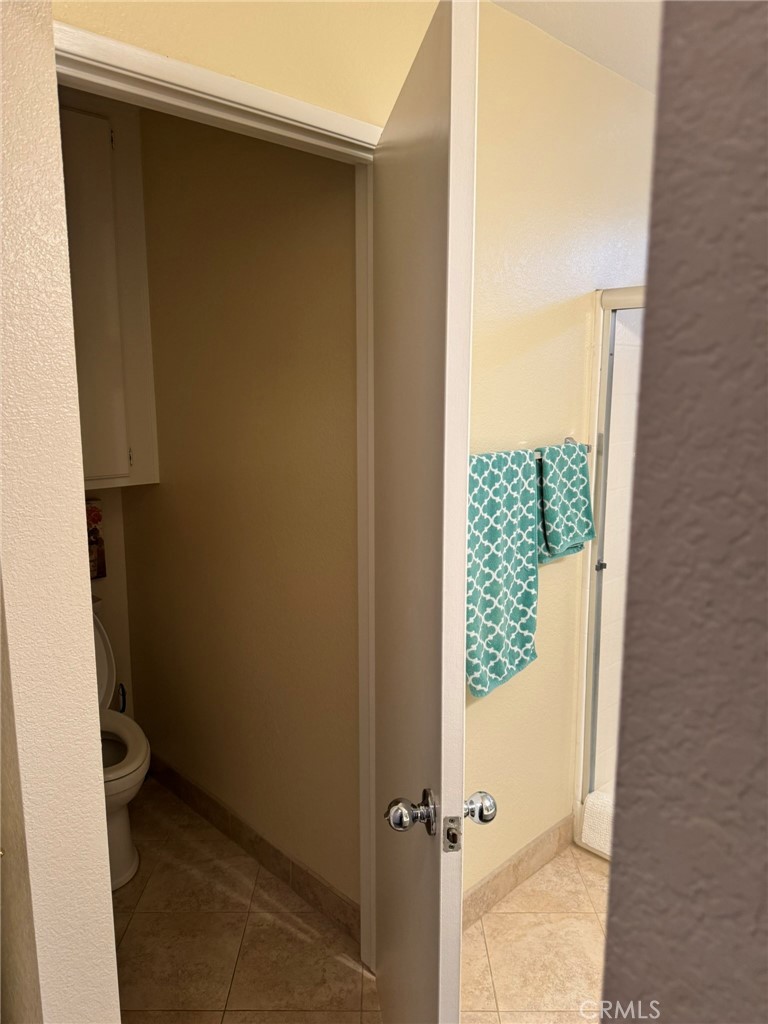 https://media.crmls.org/medias/3a74c6b2-f545-423d-8811-8d5a40c4e699.jpg?preset=X-Large