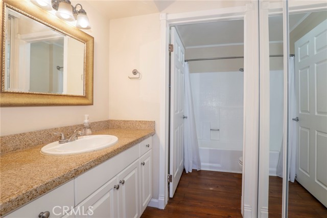 Detail Gallery Image 16 of 26 For 5530 Owensmouth Ave #306,  Woodland Hills,  CA 91367 - 1 Beds | 1 Baths