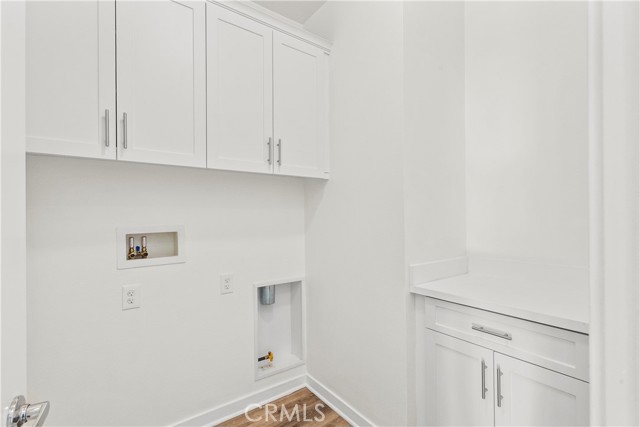 Detail Gallery Image 47 of 56 For 19542 Empire Ln, Northridge,  CA 91324 - 4 Beds | 4 Baths