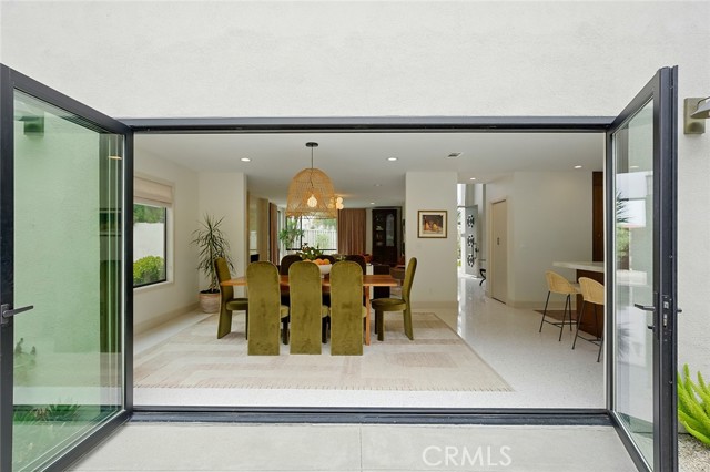 6360 E Vera Crest Drive, Long Beach CA: https://media.crmls.org/medias/3a756967-2928-4cc9-8d8b-8216d44a5a83.jpg