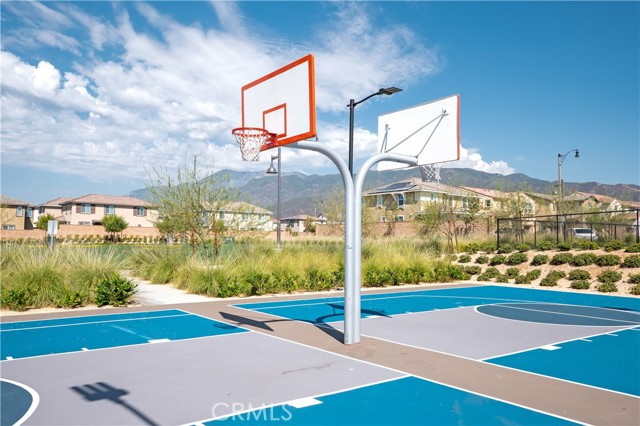 Detail Gallery Image 56 of 69 For 16657 Snowdrop Ln #2,  Fontana,  CA 92336 - 4 Beds | 3 Baths