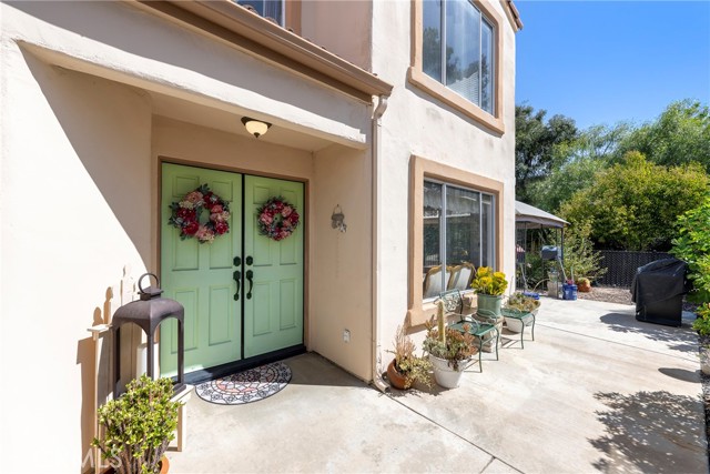 Detail Gallery Image 1 of 75 For 40400 via Francisco, Murrieta,  CA 92562 - 2 Beds | 2/1 Baths