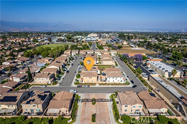 691 Lourdes Lane, Rialto CA: https://media.crmls.org/medias/3a7744d4-50cd-46f7-bbbe-fec9b471a57b.jpg