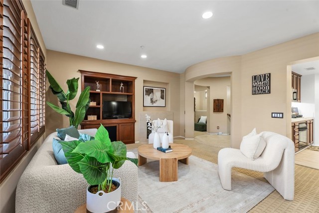 Image 7 of 37 For 195 Lockford