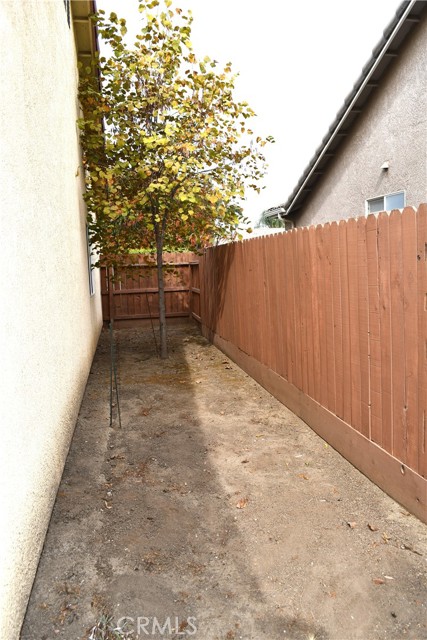 Detail Gallery Image 30 of 33 For 2729 W Oakridge Ave, Visalia,  CA 93291 - 3 Beds | 2 Baths