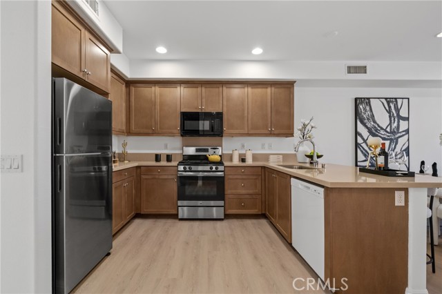 Detail Gallery Image 12 of 29 For 312 N Fenimore Ave, Azusa,  CA 91702 - 3 Beds | 3 Baths