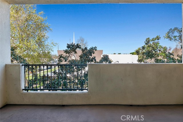 Detail Gallery Image 31 of 50 For 13935 Burbank Bld #203,  Valley Glen,  CA 91401 - 2 Beds | 2 Baths