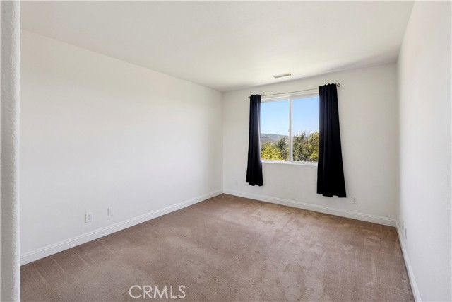1732 Gamble Lane, Escondido CA: https://media.crmls.org/medias/3a783de9-e584-4c4b-99cf-f49ebf651d84.jpg