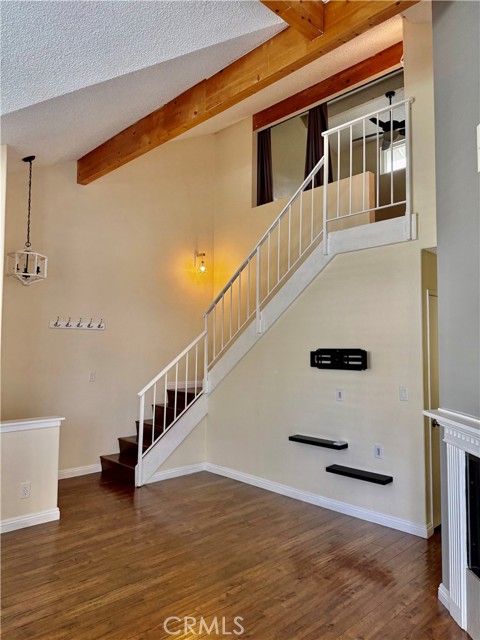 20322 Rue Crevier, 626 photo 8