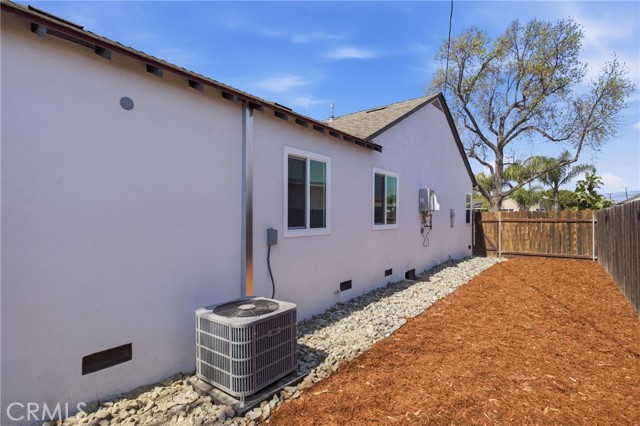 Detail Gallery Image 34 of 39 For 984 Fremont St, Pomona,  CA 91766 - 3 Beds | 2 Baths