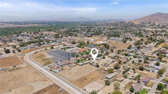 Image 48 of 51 For 4072 Corona Avenue