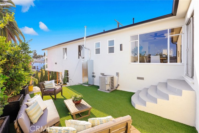 1871 Heidleman Road, Los Angeles CA: https://media.crmls.org/medias/3a79cadb-5619-4d40-b427-8d8f2fad7c20.jpg