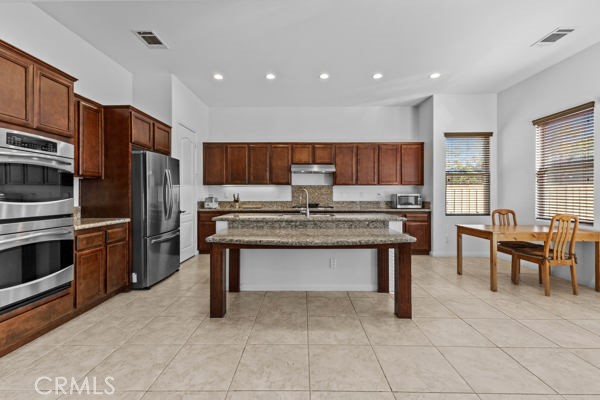 Detail Gallery Image 9 of 26 For 35405 Piney, Lake Elsinore,  CA 92532 - 4 Beds | 3 Baths