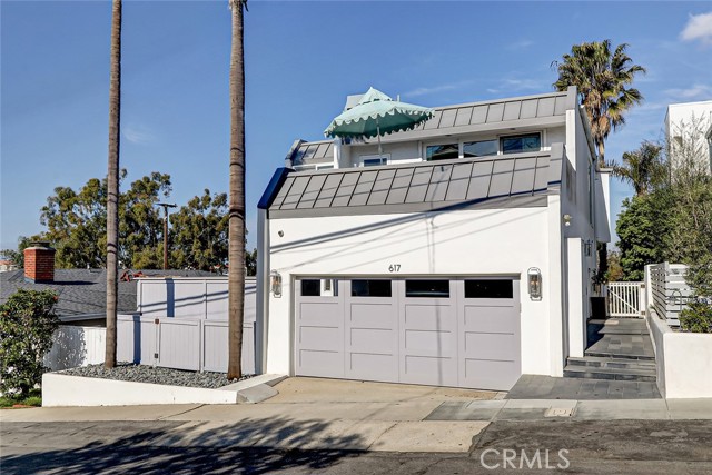 617 19th Street, Manhattan Beach, California 90266, 4 Bedrooms Bedrooms, ,3 BathroomsBathrooms,Residential,For Sale,19th,SB25019229