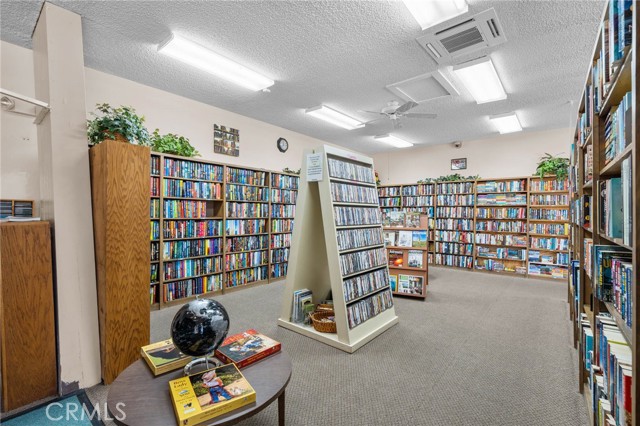 Detail Gallery Image 42 of 45 For 19366 Avenue of the Oaks, Newhall,  CA 91321 - 2 Beds | 2 Baths