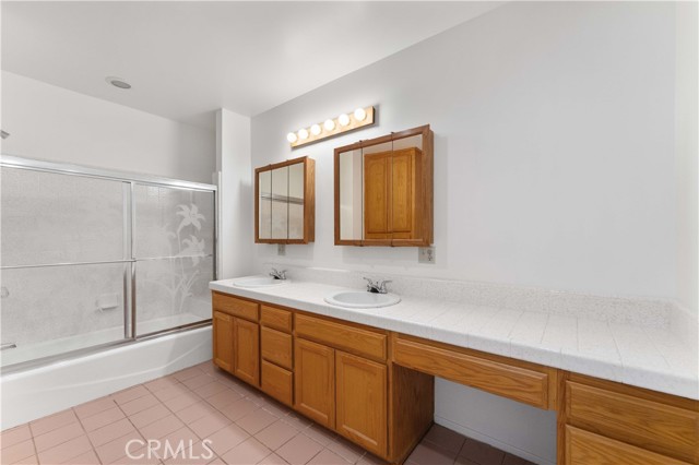 Detail Gallery Image 21 of 30 For 14259 Emelita St, Van Nuys,  CA 91401 - 3 Beds | 2 Baths