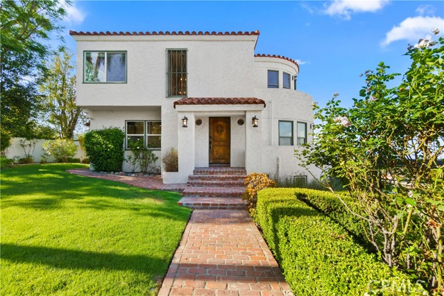 A Rancho Palos Verdes home bringing vibrant Old World Charm in the Red Tile section of Miraleste.