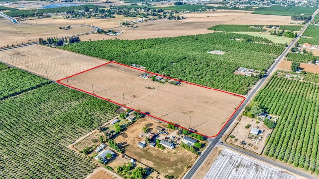 Image 5 of 25 For 14105 El Capitan Way