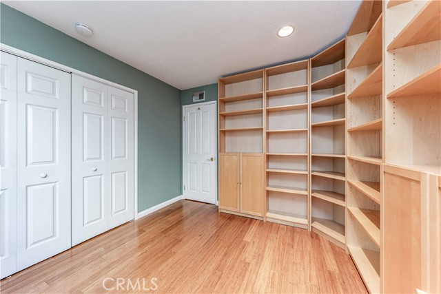 9622 Caithness Drive, Huntington Beach CA: https://media.crmls.org/medias/3a7b141c-e43f-45ec-b491-3d14b59ce3f4.jpg