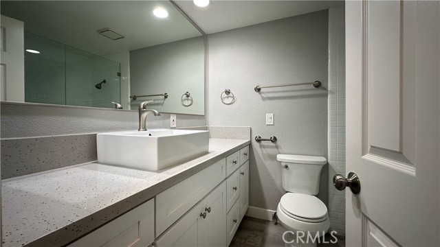 Detail Gallery Image 7 of 12 For 542 N Coast Hwy, Laguna Beach,  CA 92614 - 2 Beds | 2/1 Baths