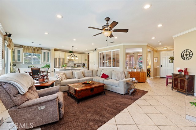 Detail Gallery Image 13 of 49 For 1865 Plainfield Way, Corona,  CA 92883 - 4 Beds | 3 Baths