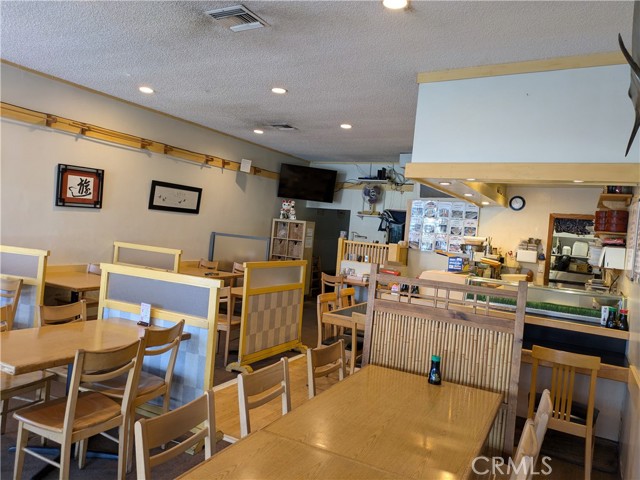 0, Covina CA: https://media.crmls.org/medias/3a7da6c0-91bf-4521-9c2a-5a7b8dd9c145.jpg