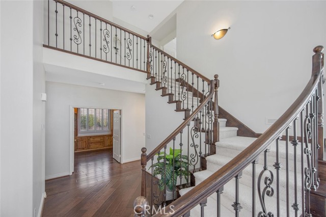 27448 Whitefield Place, Valencia CA: https://media.crmls.org/medias/3a7dec5f-0654-4003-bd7a-3333a640de96.jpg