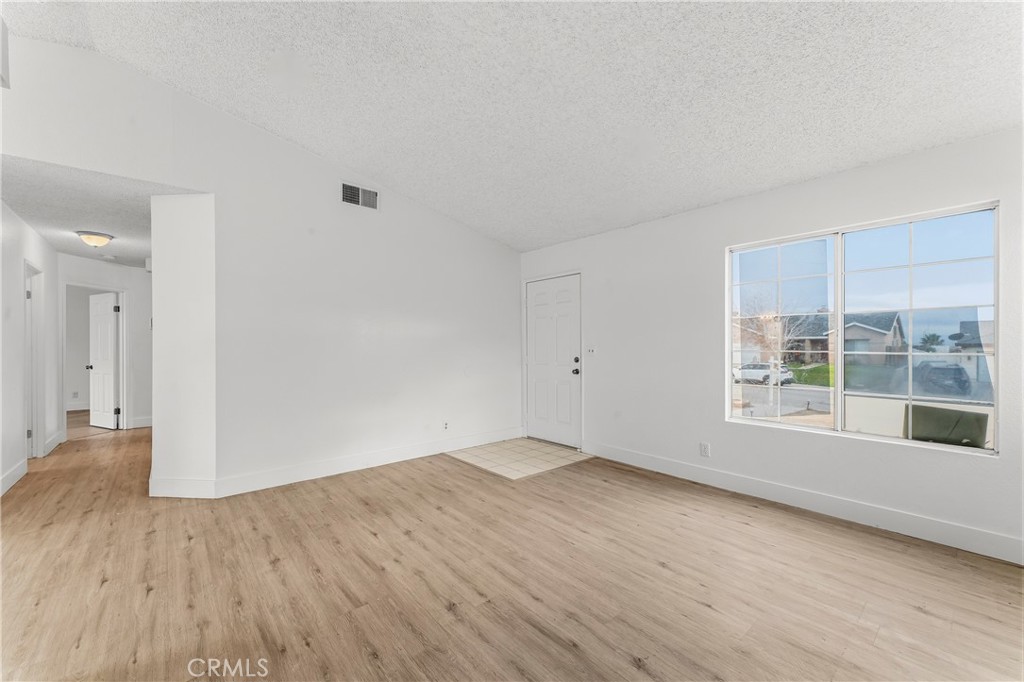 MLS #SR25260017 image #10