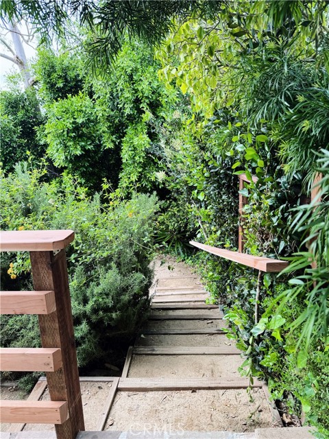 Detail Gallery Image 15 of 50 For 31865 8th, Laguna Beach,  CA 92651 - 3 Beds | 1/1 Baths