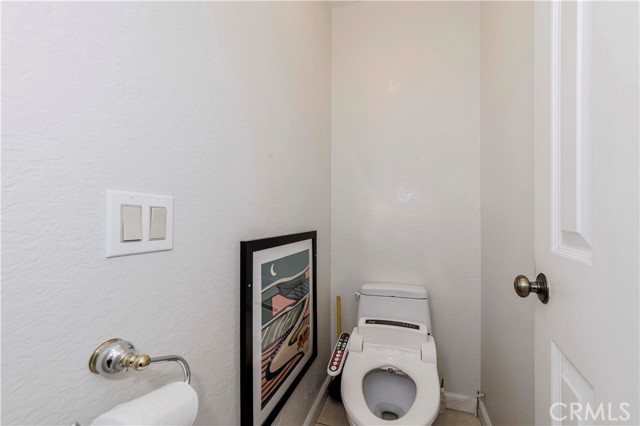 Detail Gallery Image 12 of 21 For 1142 N Outrigger Way, Anaheim,  CA 92801 - 2 Beds | 2 Baths