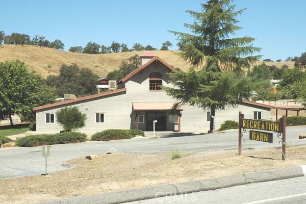 5042 Meadow Lark Lane