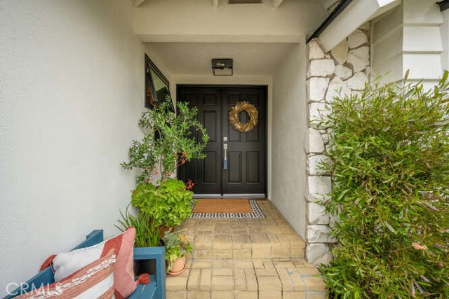 3650 Claremore Avenue, Long Beach CA: https://media.crmls.org/medias/3a80e73a-cdf7-4ff2-a683-177f50691d32.jpg