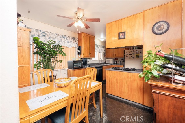 2996 Gladstone Street, Pomona CA: https://media.crmls.org/medias/3a80ffb4-8264-4f7c-a4b7-bf237f493a0c.jpg