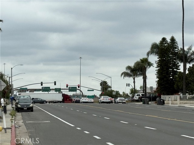 21737 Eucalyptus Avenue, Moreno Valley CA: https://media.crmls.org/medias/3a815d4c-355c-4c7f-aa88-0c7bbc93bfe3.jpg