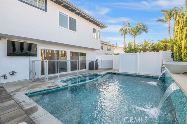33048 Elisa Drive, Dana Point CA: https://media.crmls.org/medias/3a8192e6-63a5-4f9b-ad14-ada2753dba18.jpg