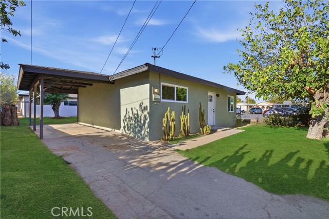 577 Herrington N Avenue, San Bernardino CA: https://media.crmls.org/medias/3a81cdfb-fdb6-4169-8168-52d1d44bf6fa.jpg
