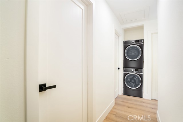 Detail Gallery Image 18 of 36 For 8342 Friesland Dr, Huntington Beach,  CA 92647 - 3 Beds | 2 Baths