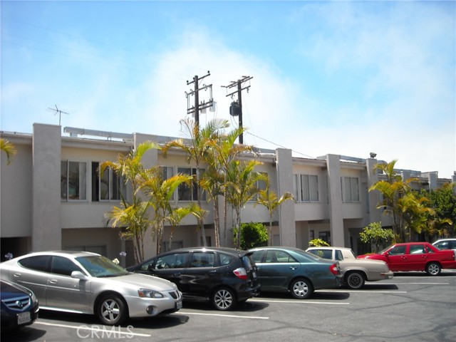 2100 N Sepulveda Boulevard, Manhattan Beach, California 90266, ,Commercial Lease,For Rent,2100 N Sepulveda Boulevard,CRSB25085400