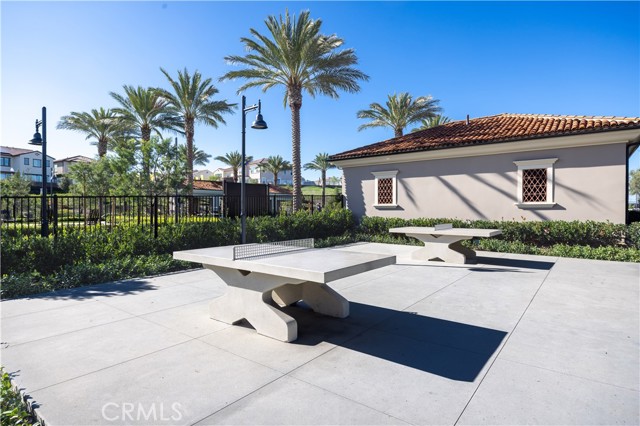 Detail Gallery Image 25 of 26 For 126 Sunnyside, Irvine,  CA 92618 - 2 Beds | 2 Baths