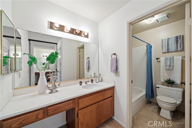 18108 Hearth Drive, Fountain Valley CA: https://media.crmls.org/medias/3a82f98a-7e1c-4a41-a4e5-494f7a7cada9.jpg