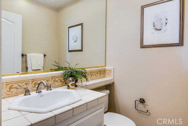 2113 Mathews Avenue, Redondo Beach, California 90278, 3 Bedrooms Bedrooms, ,2 BathroomsBathrooms,Residential,Sold,Mathews,SB18024022