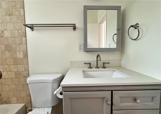 Detail Gallery Image 28 of 39 For 4225 W 169th St, Lawndale,  CA 90260 - 3 Beds | 1 Baths