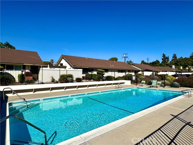 Detail Gallery Image 19 of 19 For 611 S Indian Hill Bld #D,  Claremont,  CA 91711 - 2 Beds | 2 Baths