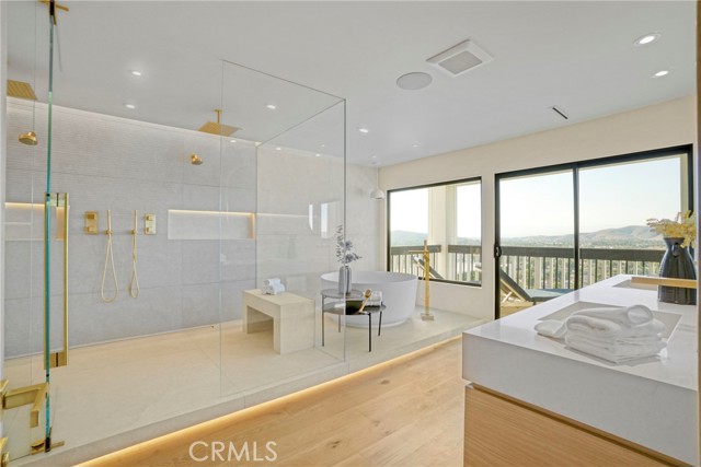 Detail Gallery Image 30 of 61 For 32075 Canterhill Pl, Westlake Village,  CA 91361 - 4 Beds | 5/1 Baths