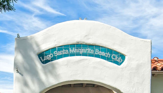 https://media.crmls.org/medias/3a8454e1-6575-4493-b006-ab267860290e.jpg?preset=X-Large