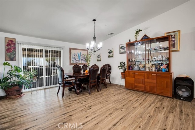 Detail Gallery Image 8 of 37 For 58385 Delano, Yucca Valley,  CA 92284 - 4 Beds | 2 Baths